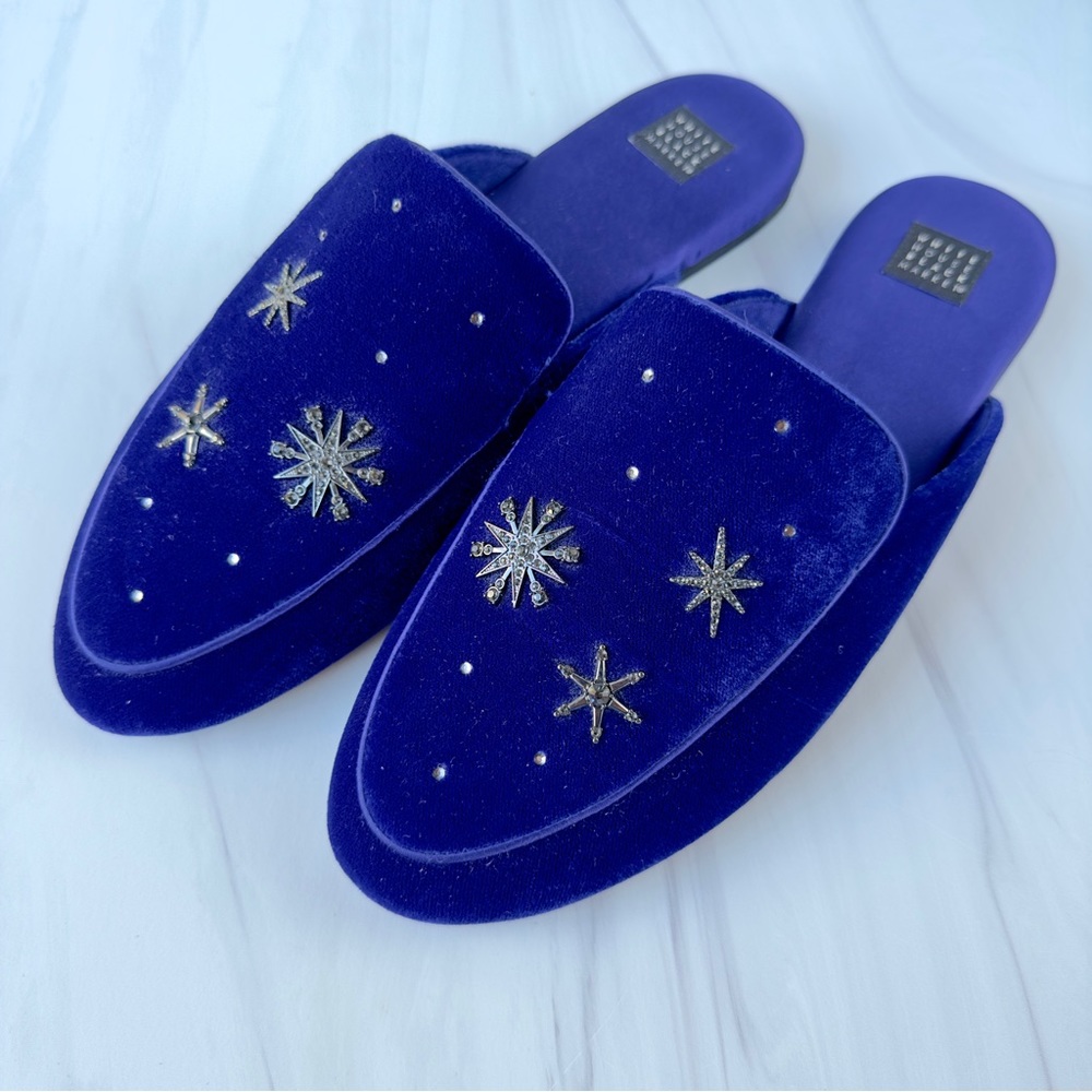 White House Black Market Blaire Star Slides in Ultraviolet Velvet Wm 11 Men’s 9